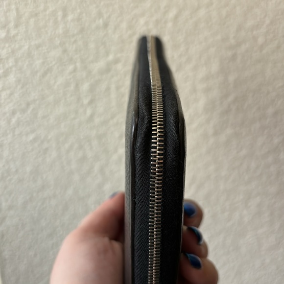 Celine Zip Around Wallet 🐝 - Picture 7 of 14